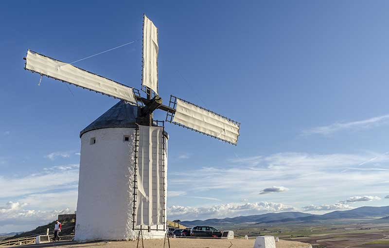 Toledo - Consuegra 27 - molinos de viento.jpg
